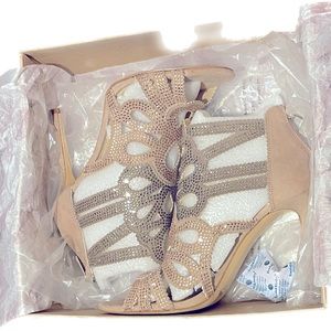 Jessica Simpson Balina Pink and Gray Suede with Stone size size 8 Platform Heels